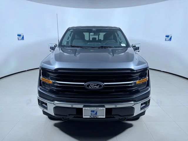 New 2026 CARBONIZED GRAY Ford XLT image 3