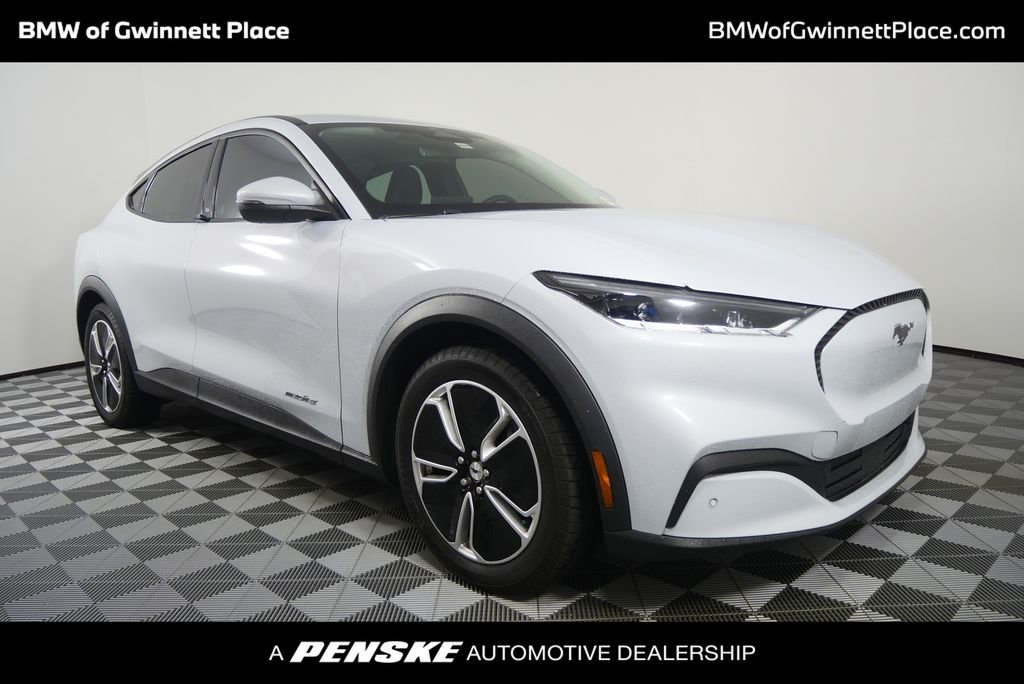 2022 Ford Mustang Mach-E Select RWD