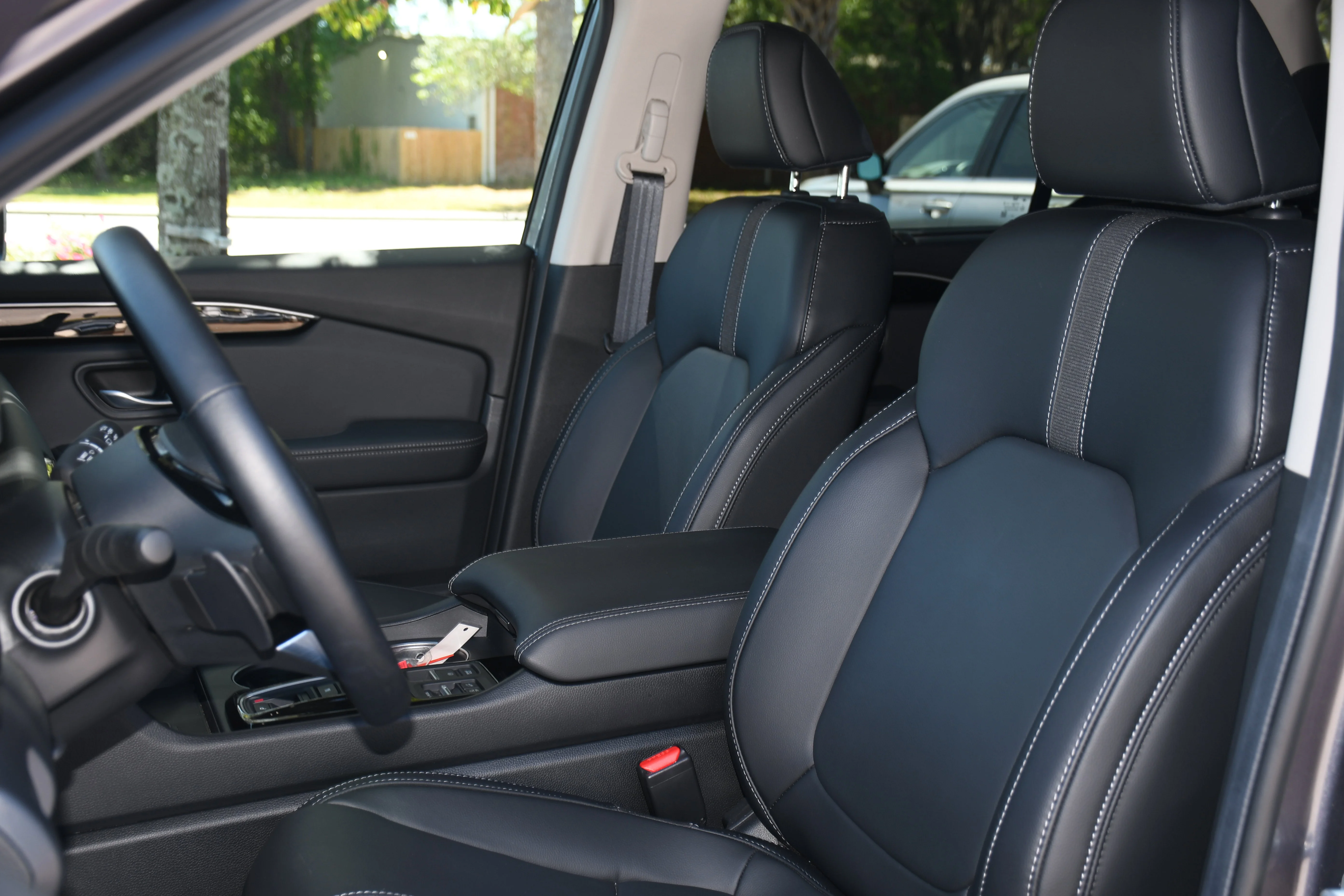 2025 Honda Pilot EX-L - Photo 12
