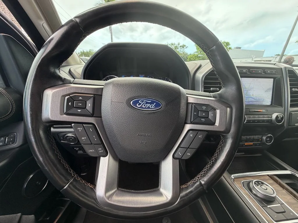 Used 2021 White Ford Platinum image 24