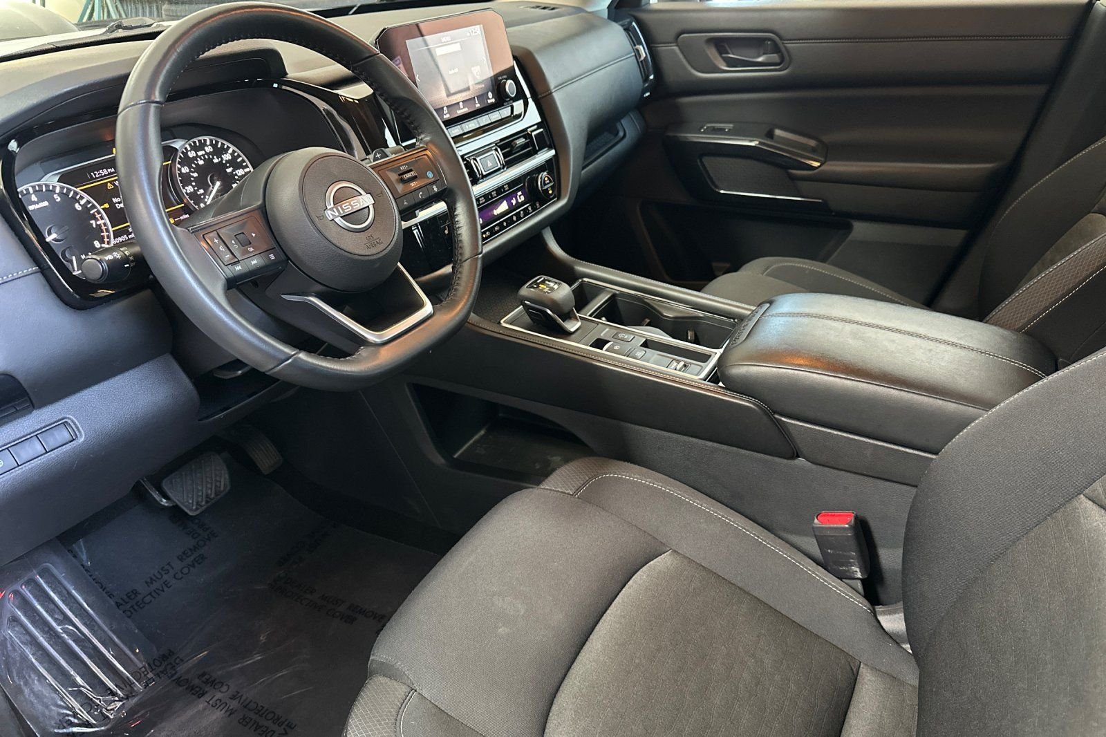 Used 2024 Silver Nissan SV image 10