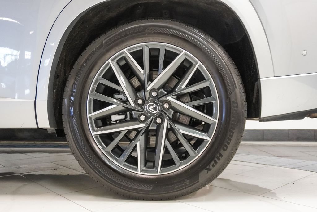 Used 2024 Silver Lexus 350 Luxury image 36