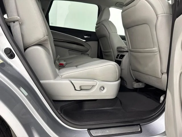 Certified Used 2017 Lunar Silver Metallic Acura 3.5L image 37