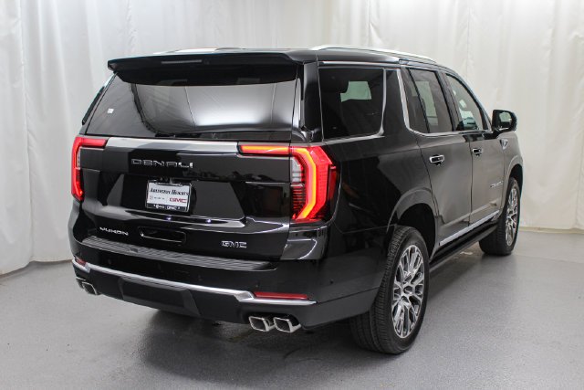 2027 GMC Yukon Denali - Photo 10