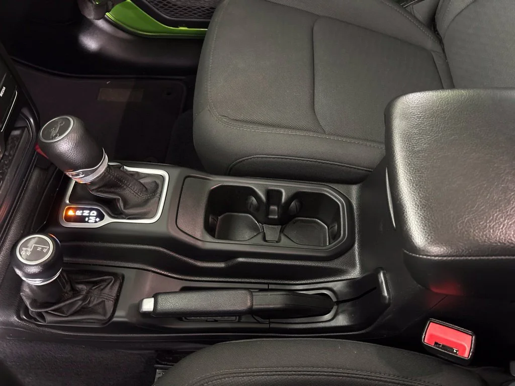 Used 2019 Green Jeep Sport S 4x4 image 37