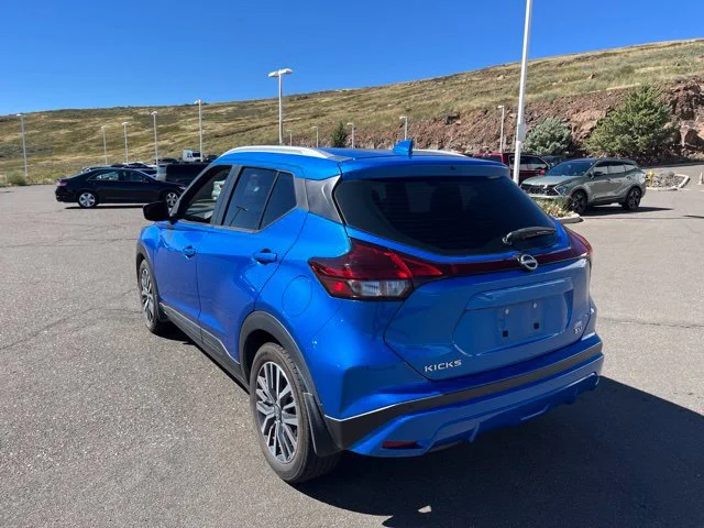 Used 2022 Electric Blue Metallic Nissan SV image 10