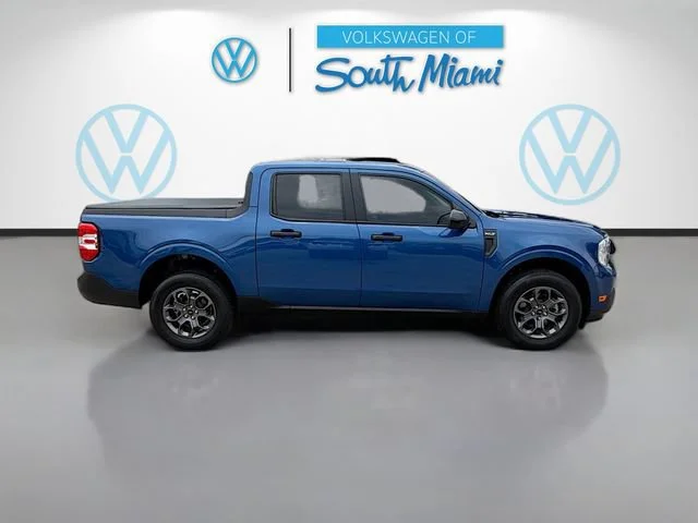 Used 2024 Atlas Blue Metallic Ford XLT image 8