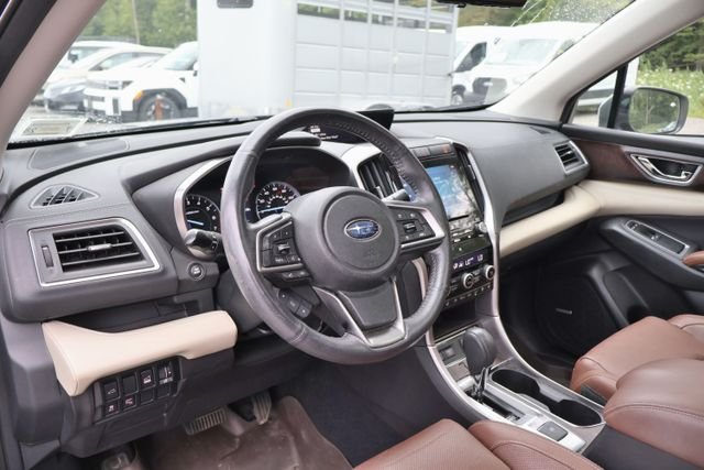 Used 2019 Black Subaru Touring image 12