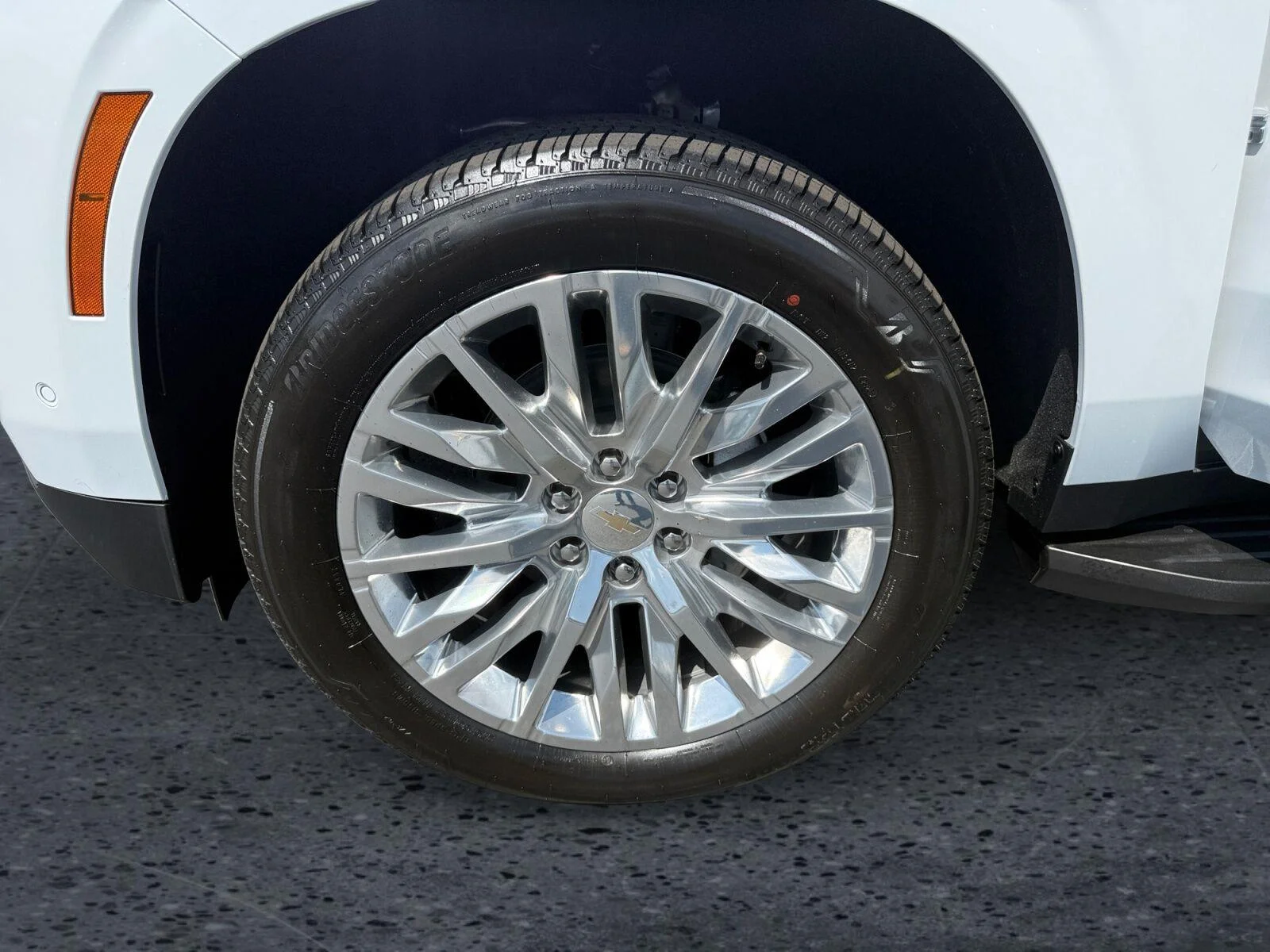 New 2026 Polar White Tricoat Chevrolet Premier image 15