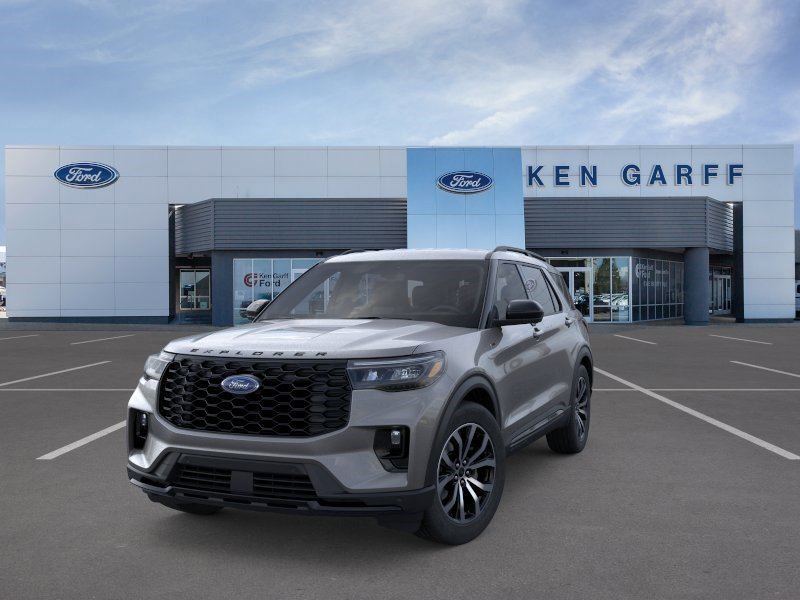 New 2026 Carbonized Gray Metallic Ford ST-Line image 2