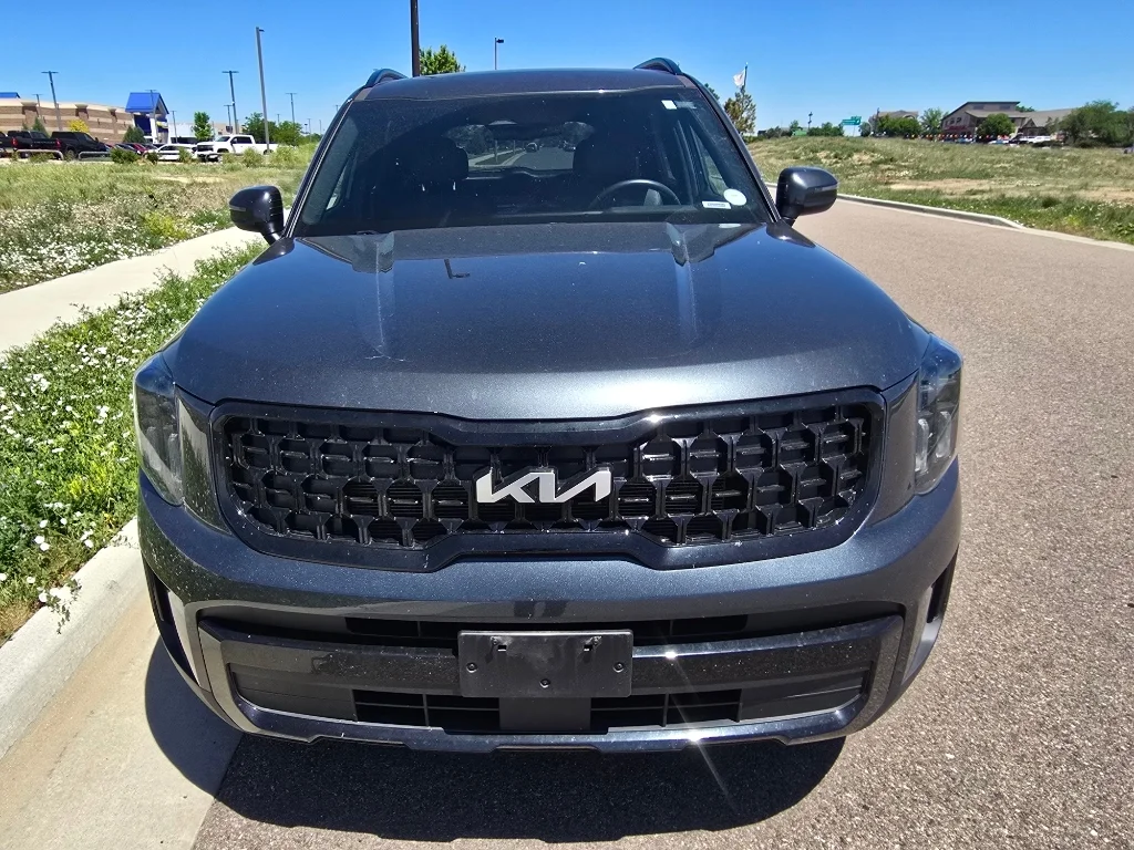 Used 2024 Gravity Gray Kia EX X-Line image 8