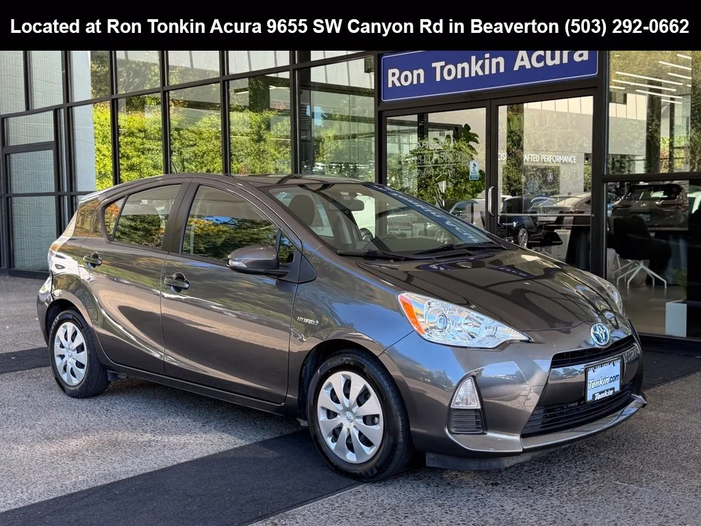 2013 Toyota Prius c