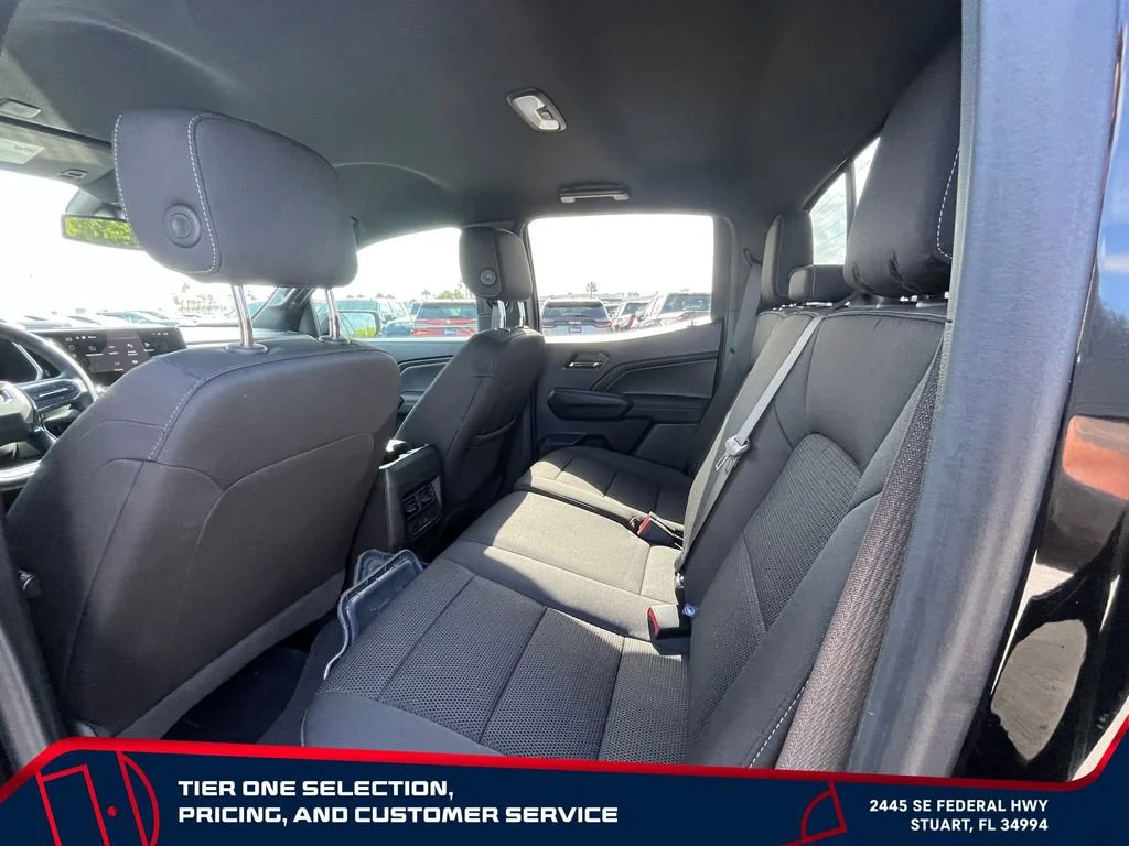 Certified Used 2025 Onyx Black GMC Elevation image 12