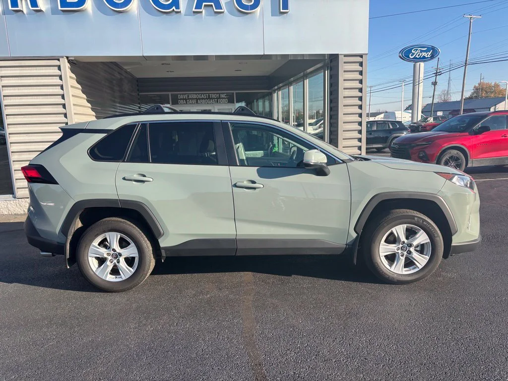 Used 2021 Gray Toyota XLE image 2