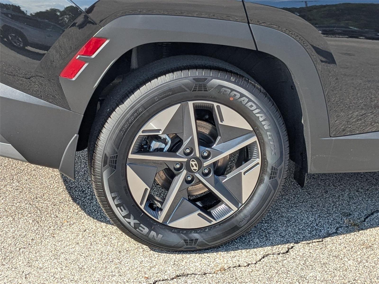 New 2026 Ash Black Hyundai SEL image 10