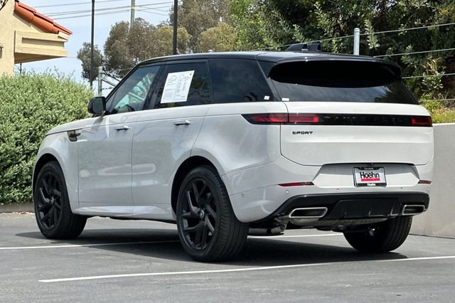 Used 2025 Gray Land Rover Dynamic SE image 3