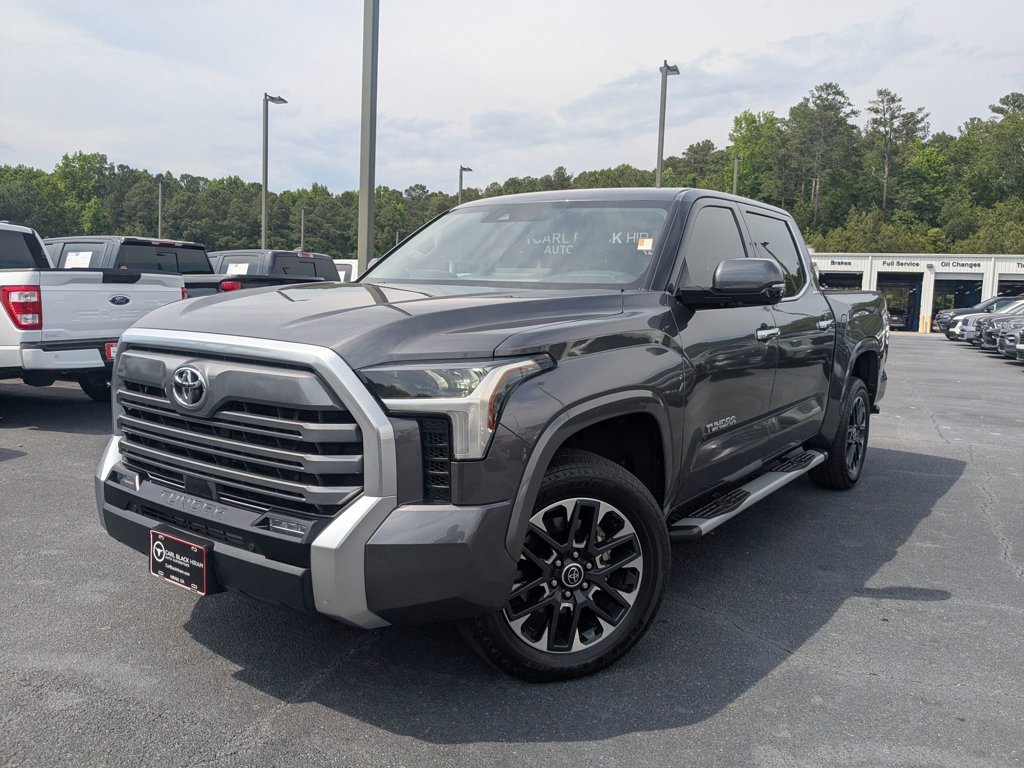 Used 2023  Toyota Limited image 1