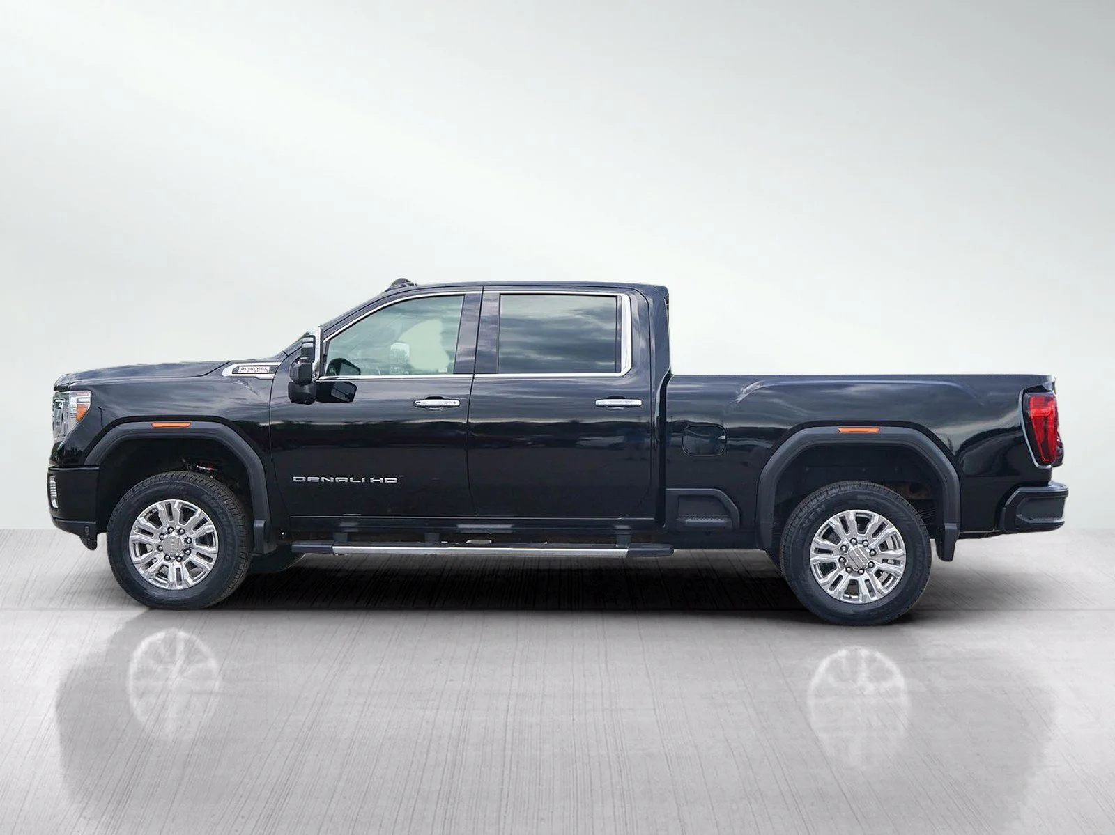 Used 2020 GMC Sierra 2500HD Denali with VIN 1GT49REYXLF340820 for sale in Roseville, Minnesota