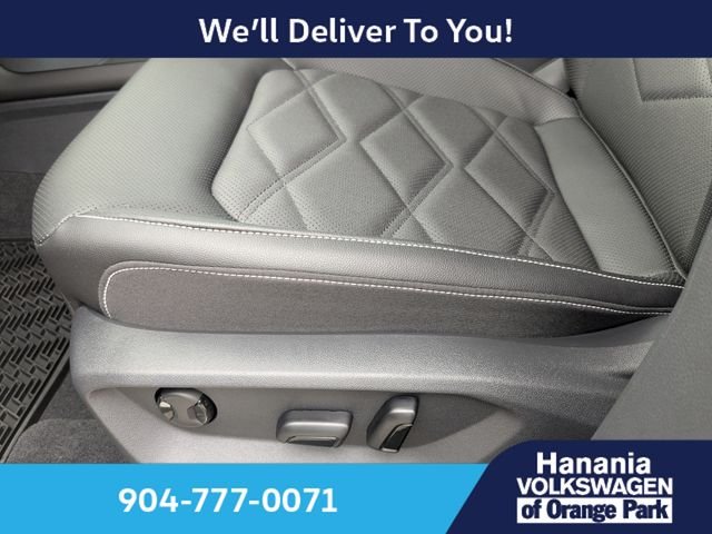 New 2026 Gray Volkswagen 2.0T SE w/Technology image 21