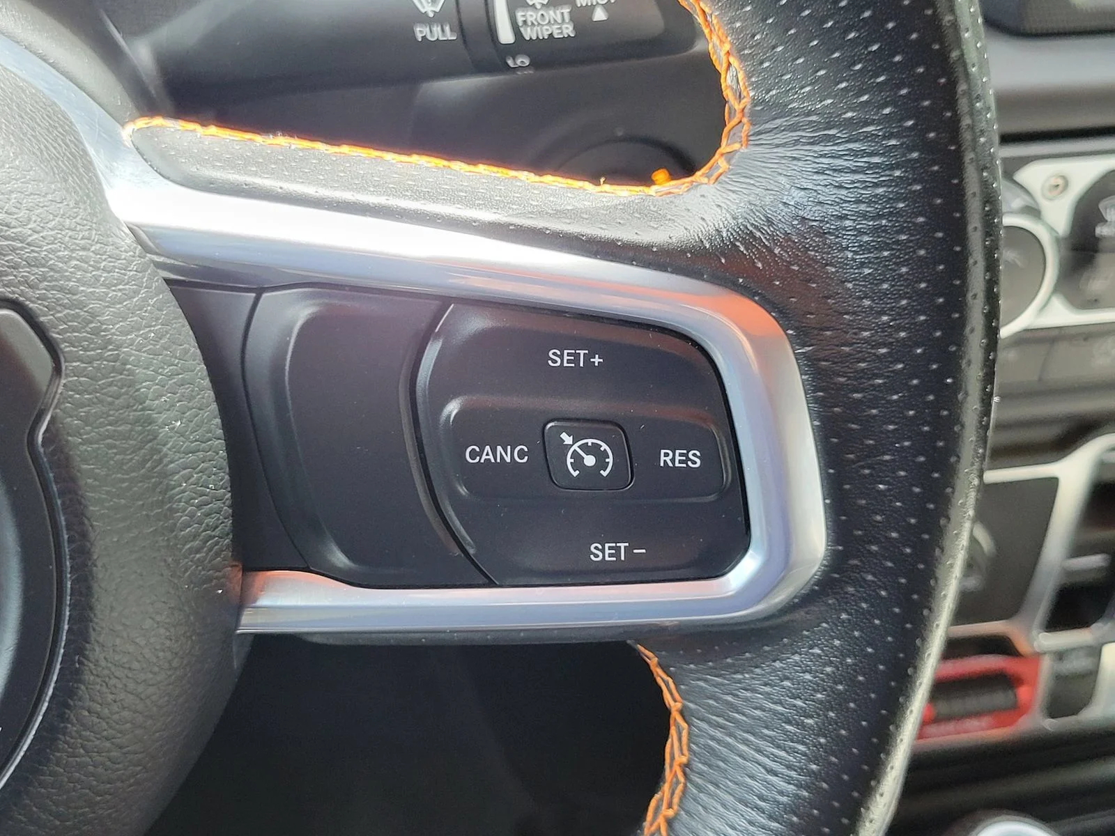 Used 2021 Gray Clearcoat Jeep Mojave image 15