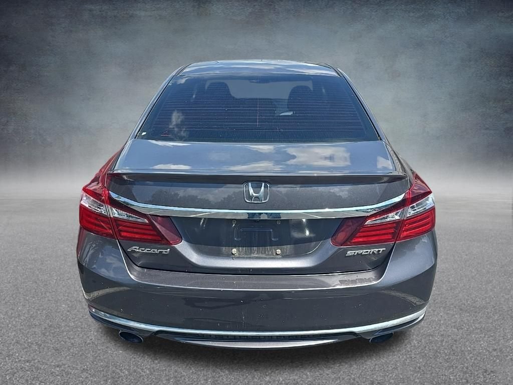Used 2017 Modern Steel Metallic Honda Sport image 6