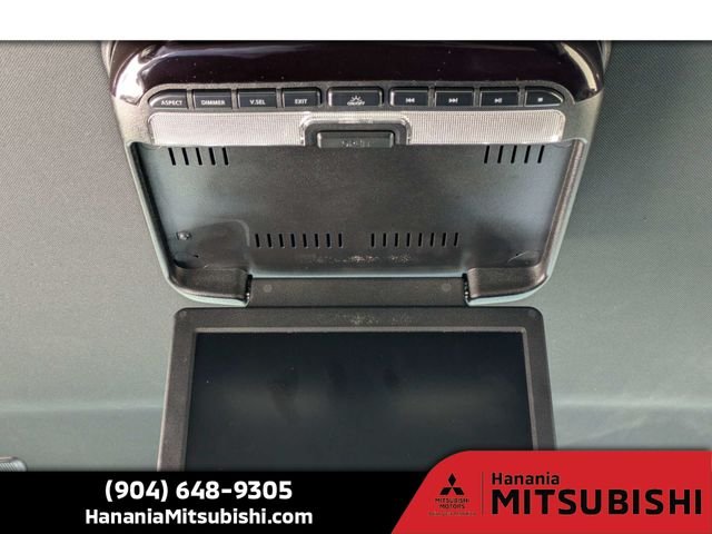 Used 2020 Red Chrysler Touring L image 15