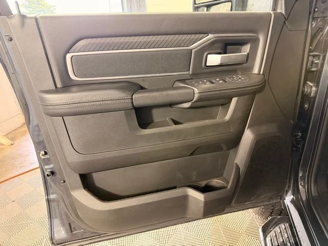 2026 RAM 2500 Big Horn - Photo 15