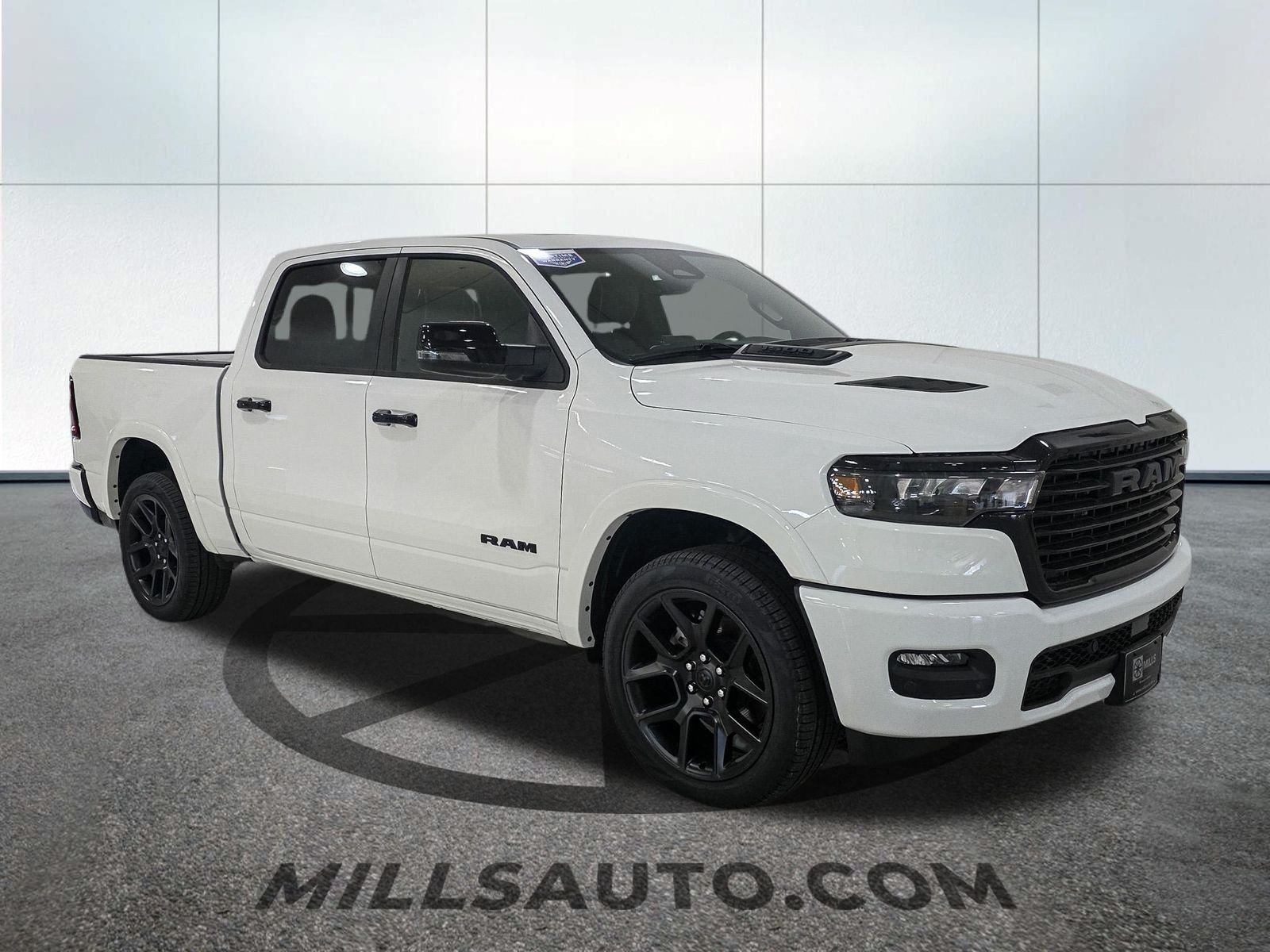 2026 RAM 1500 Laramie - Photo 10