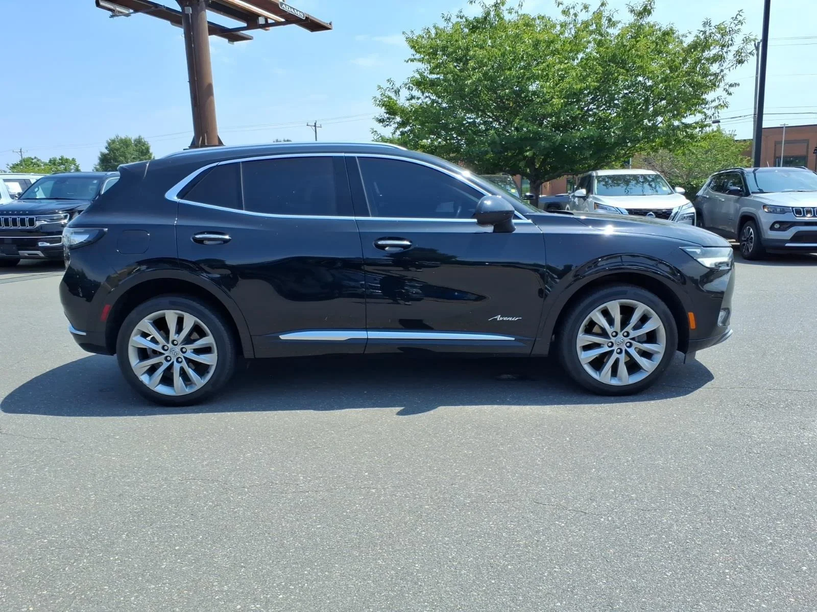 Used 2023 Ebony Twilight Metallic Buick Avenir image 12