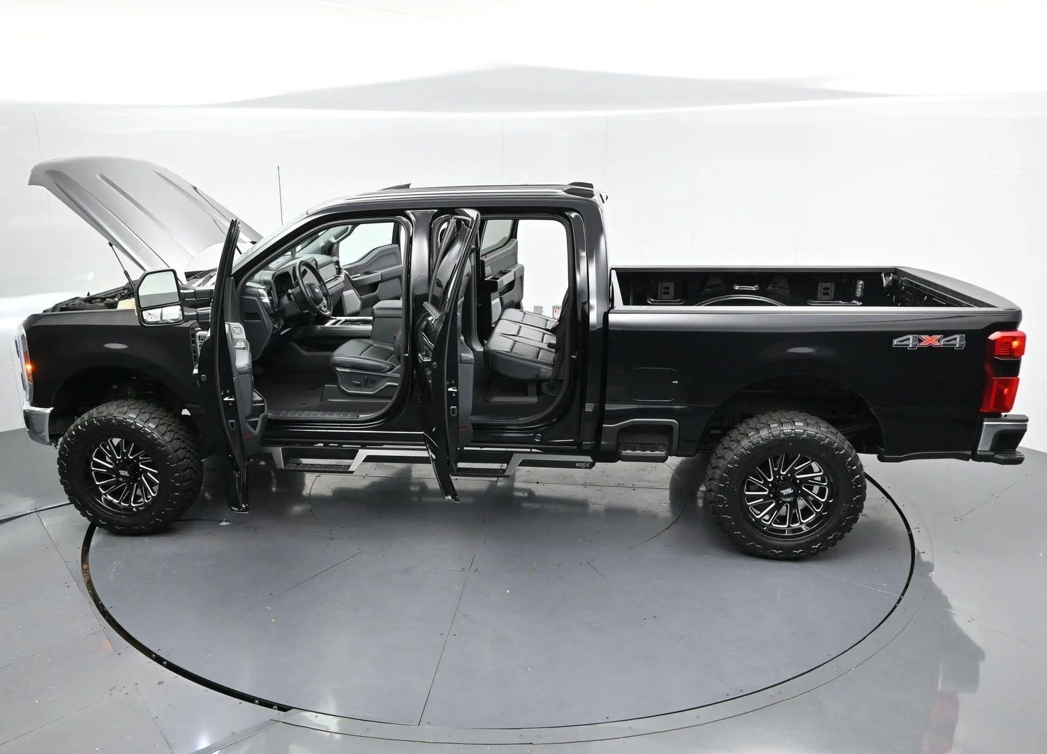 Used 2024 Agate Black Ford LARIAT image 43