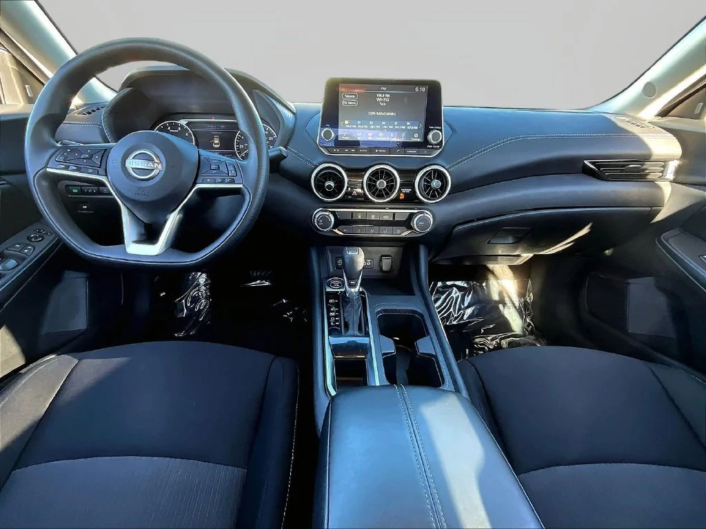 Used 2024 Gray Nissan SV image 8