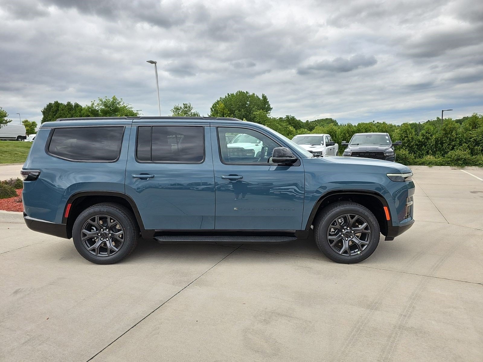 New 2026 Steel Blue Jeep Limited Altitude image 6