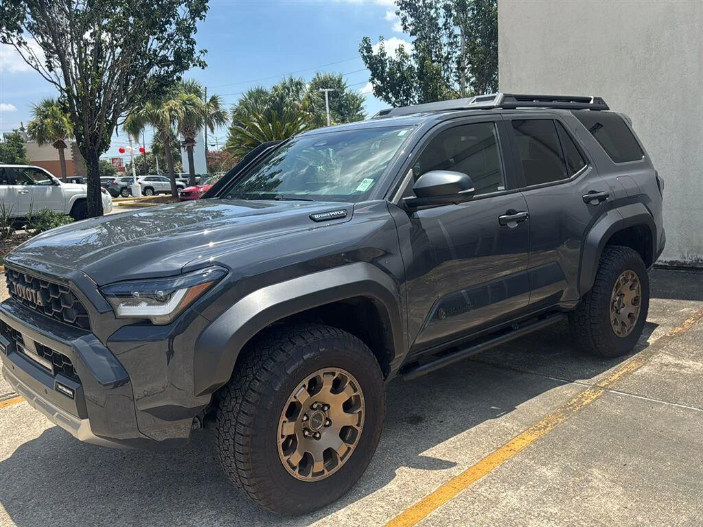 2025 Toyota 4Runner Trailhunter HV