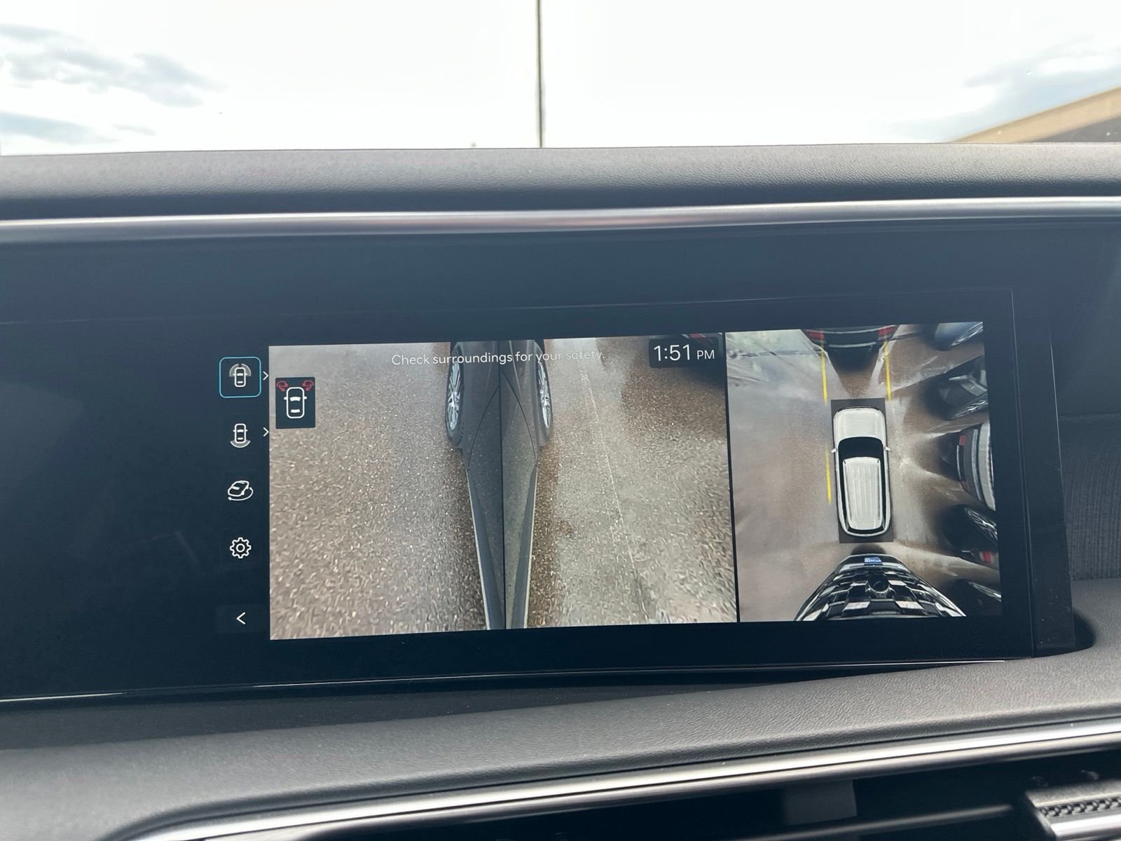 New 2026 Black Hyundai SEL Premium AWD image 69