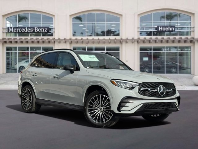 2026 Mercedes-Benz GLC GLC 300's photo