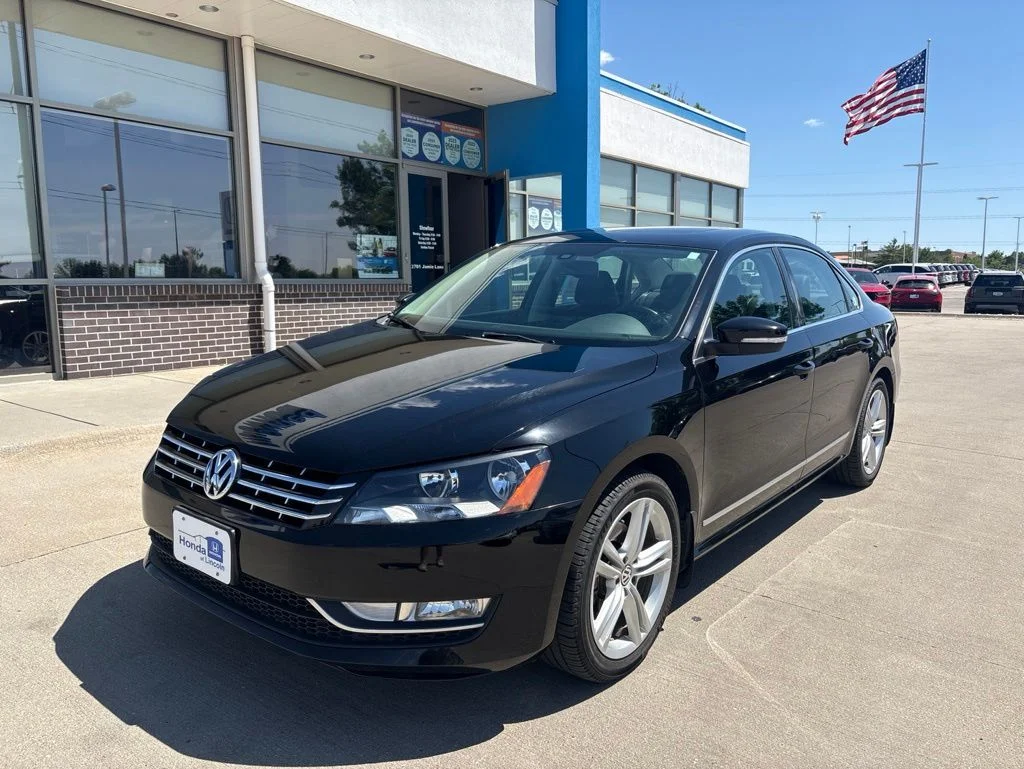 2014 Volkswagen Passat 2.0L SEL Premium TDI's photo