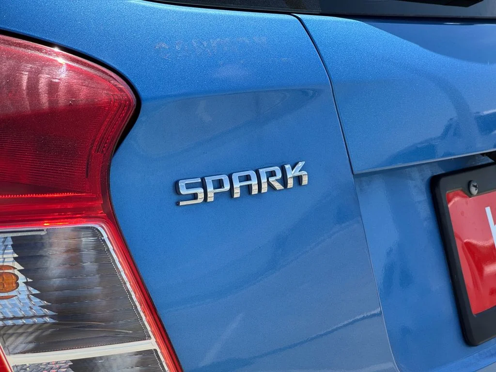 Used 2017 Blue Chevrolet LS image 23
