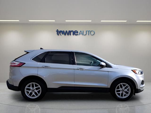 2022 Ford Edge SEL - Photo 6