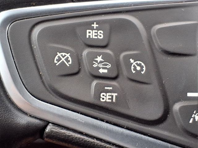 Used 2022 Silver Chevrolet LT image 21