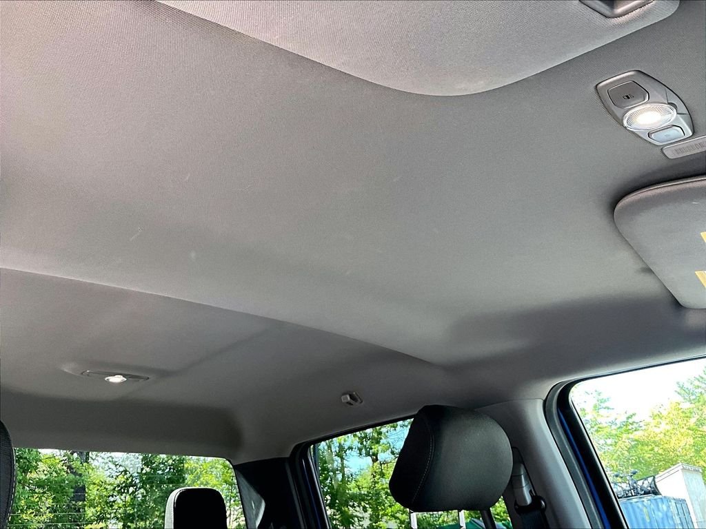 Used 2020 Blue Metallic Ford XL image 22