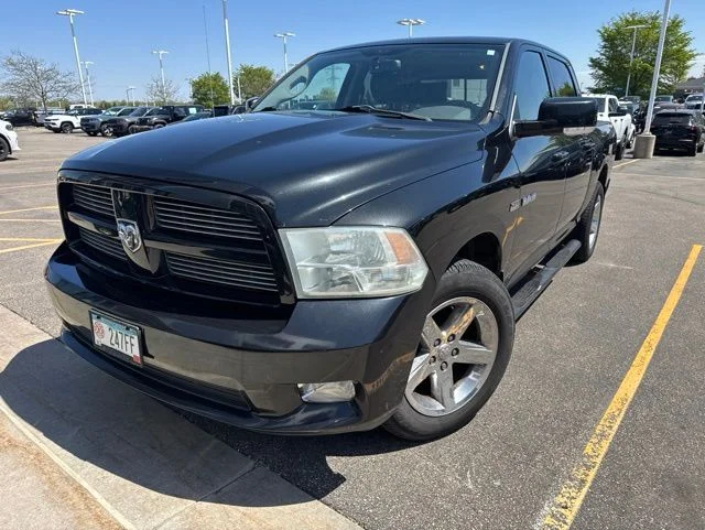 Used 2010 Black Ram Sport image 3