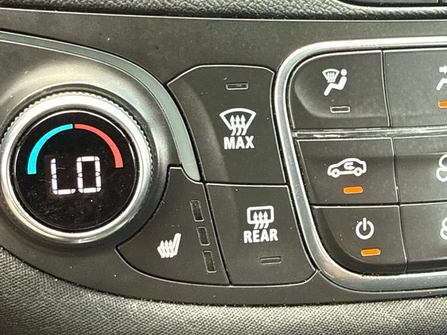 Used 2022 Silver Chevrolet LT image 25