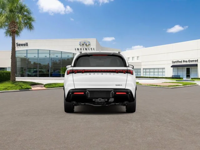 New 2027 RADIANT WHITE INFINITI Sport AWD image 2
