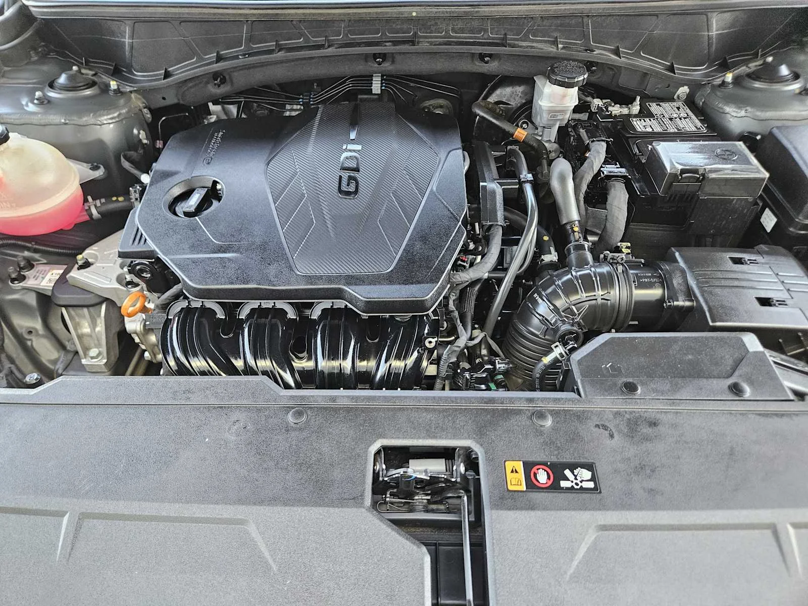 Used 2023 Amazon Gray Hyundai Limited image 22