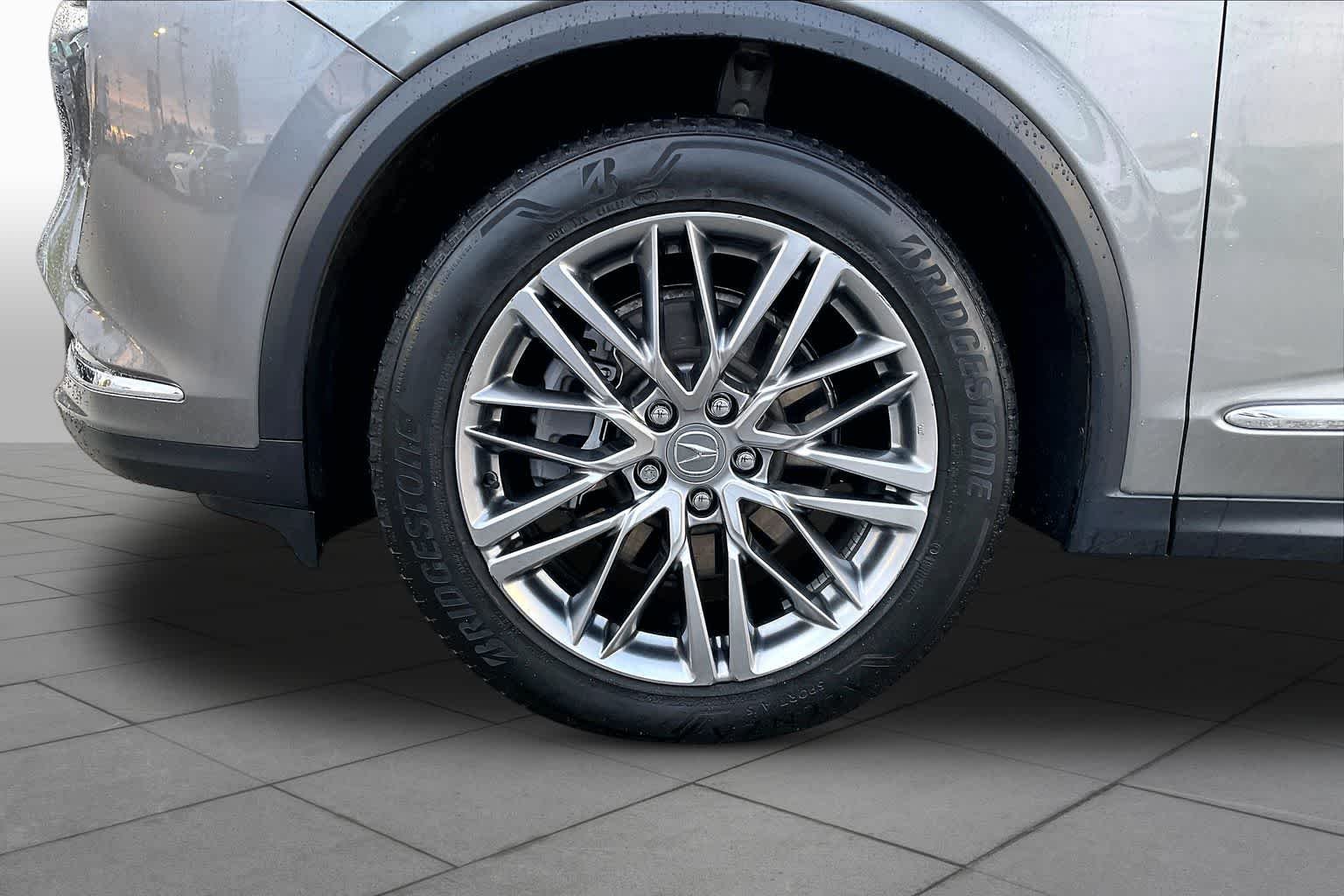 Certified Used 2024 Liquid Carbon Metallic Acura SH-AWD ADVANCE image 11