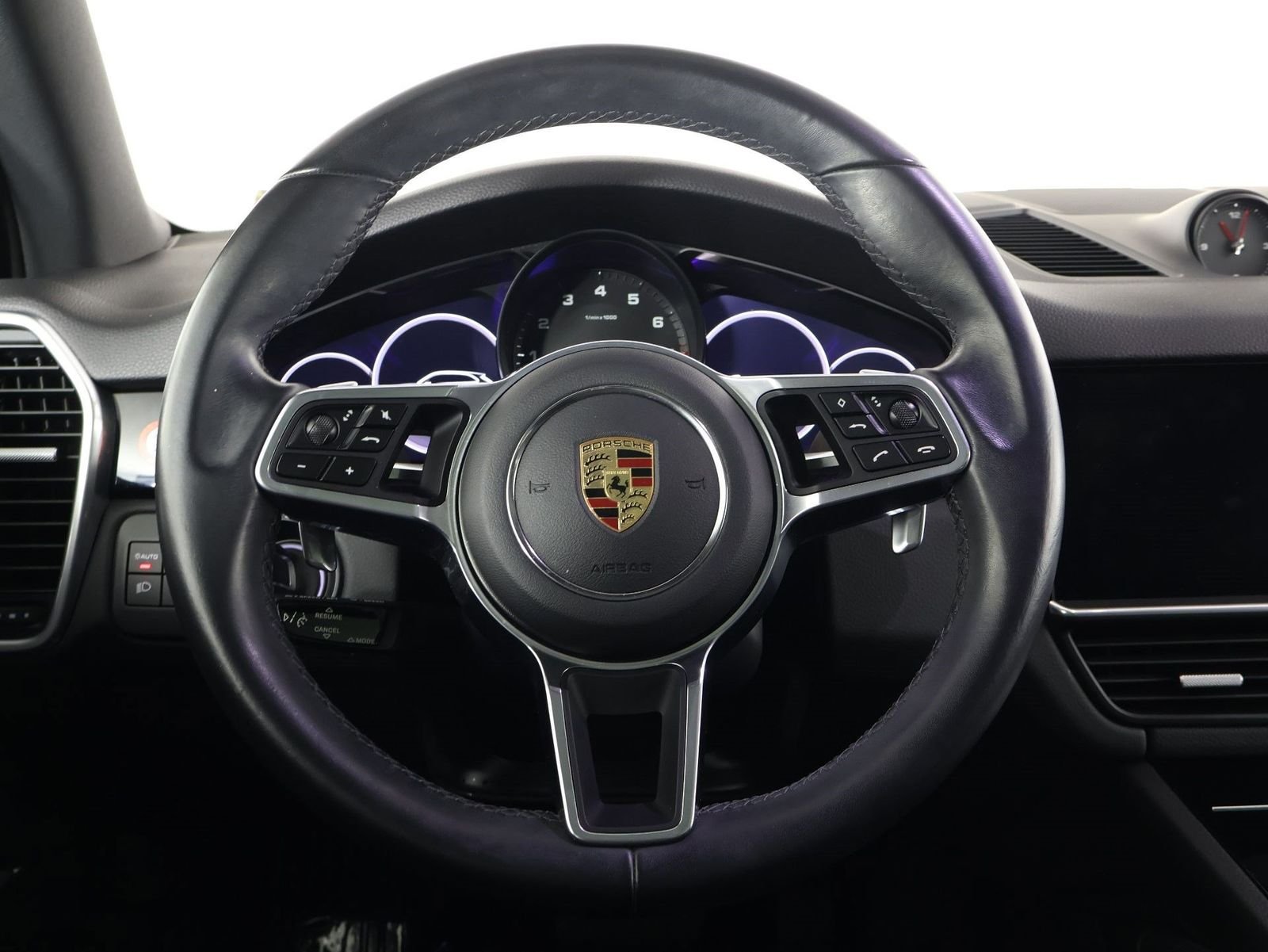 Certified Used 2023 Chalk Porsche  image 12