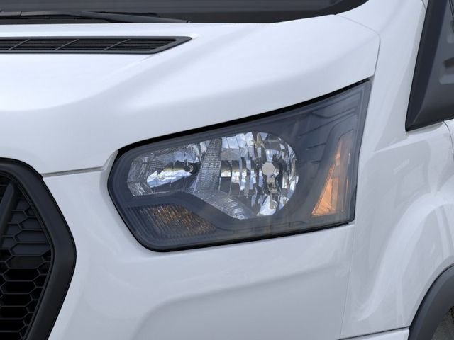 New 2026 Oxford White Ford Base image 39