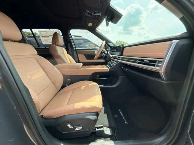 New 2026 Ecotronic Gray Hyundai Limited image 6