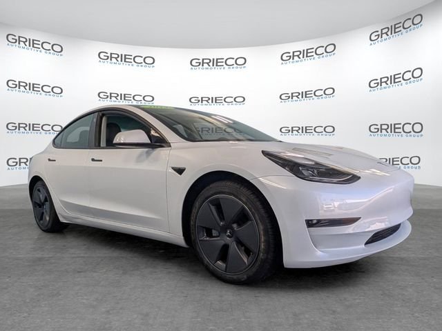 2023 Tesla Model 3 -'s photo