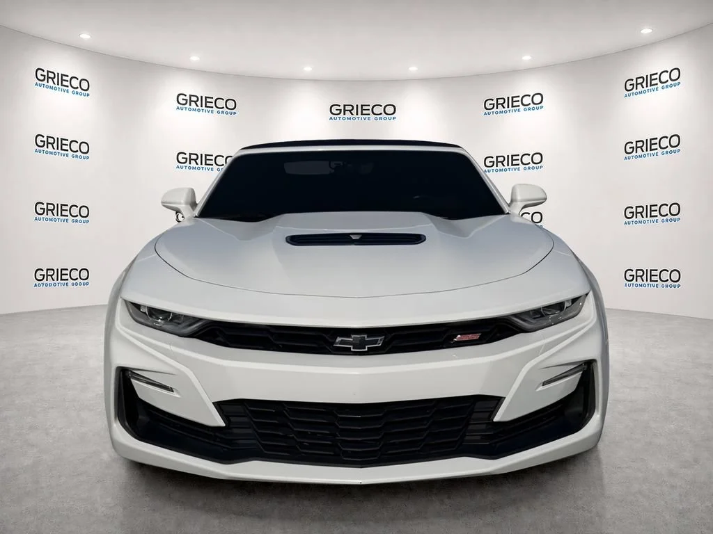 Used 2021 SUMMIT WHITE Chevrolet 2SS image 2